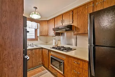 2811 Bowman Ave, McKeesport, PA 15132 - Photo 9