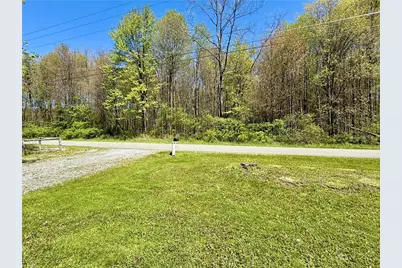 81 Hartwick Rd, Findley Township, PA 16137 - Photo 45