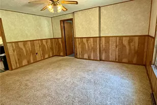 81 Hartwick Rd, Findley Township, PA 16137 - Photo 17