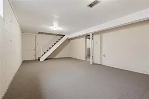 4960 Flamingo Dr, Pittsburgh, PA 15236 - Photo 27