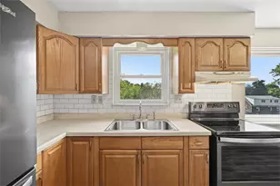 12000 Lee Dr, North Huntingdon, PA 15642 - Photo 11