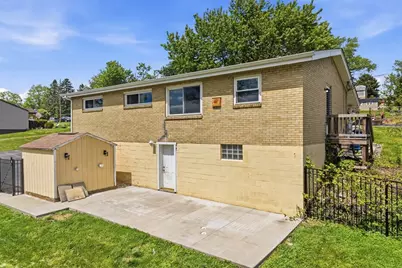 12000 Lee Dr, North Huntingdon, PA 15642 - Photo 25
