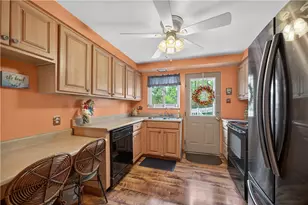 53 Oregon Trail, Bethel Park, PA 15102 - Photo 17