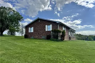 48 Misty Meadows Ln, Menallen Township, PA 15401 - Photo 3