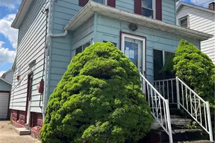 309 Crescent Ave, Ellwood City, PA 16117 - Photo 1