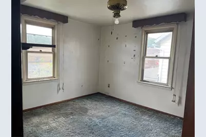 309 Crescent Ave, Ellwood City, PA 16117 - Photo 9