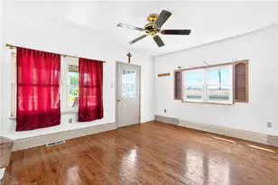 335 Taylor Ave, Washington, PA 15301 - Photo 17