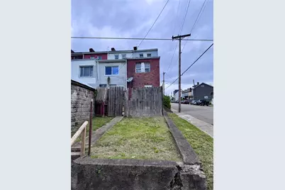 102 Jucunda St, Pittsburgh, PA 15210 - Photo 3