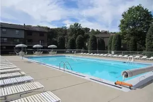 107 Glenwood Dr, Monroeville, PA 15146 - Photo 25