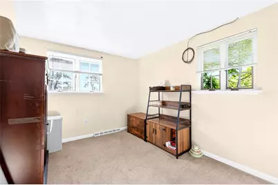 417 Peters Dr, Pittsburgh, PA 15116 - Photo 29