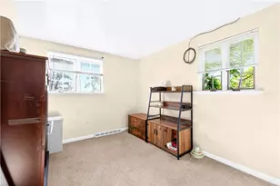 417 Peters Dr, Pittsburgh, PA 15116 - Photo 29