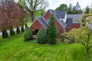 106 Milheim Dr, Center Township, PA 16001 - Photo 3