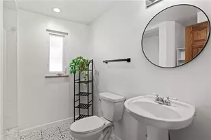 1049 Windermere Dr, Pittsburgh, PA 15218 - Photo 21