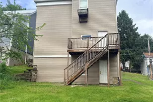 131 Spring St, California, PA 15423 - Photo 3