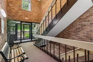 611 Calais Dr, Pittsburgh, PA 15237 - Photo 21