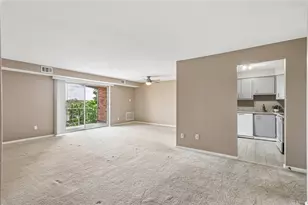 611 Calais Dr, Pittsburgh, PA 15237 - Photo 3