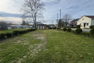 346 Sunshine Ave, Central City Borough, PA 15926 - Photo 21