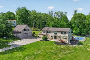 6424 Churchill Rd, Bethel Park, PA 15102 - Photo 3