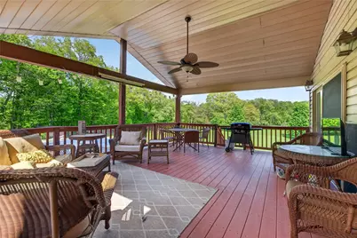 6424 Churchill Rd, Bethel Park, PA 15102 - Photo 39