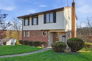 3832 Cynthia Dr, Pittsburgh, PA 15227 - Photo 3