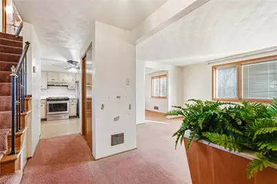 3832 Cynthia Dr, Pittsburgh, PA 15227 - Photo 7