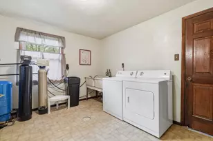 152 Laura Dr, Hanover Township, PA 15026 - Photo 41