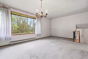 152 Laura Dr, Hanover Township, PA 15026 - Photo 9