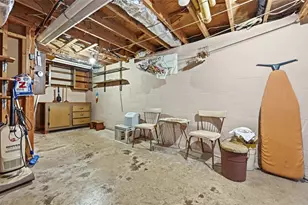 487 Tivoli Rd, Pittsburgh, PA 15239 - Photo 21