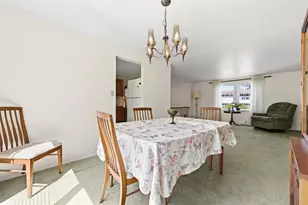487 Tivoli Rd, Pittsburgh, PA 15239 - Photo 9