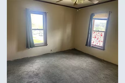 205 Stevenson St, Midway, PA 15060 - Photo 11