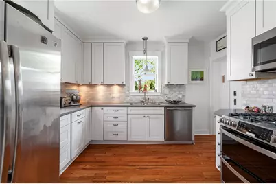 215 W Hutchinson Ave, Pittsburgh, PA 15218 - Photo 11