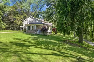 746 Crawford Rd, Ohio Township, PA 15237 - Photo 1