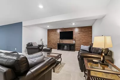 300 Crest Ln, Adams Township, PA 16046 - Photo 27