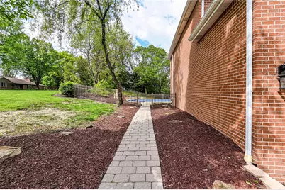 1120 Sandstone Rd, Greensburg, PA 15601 - Photo 5