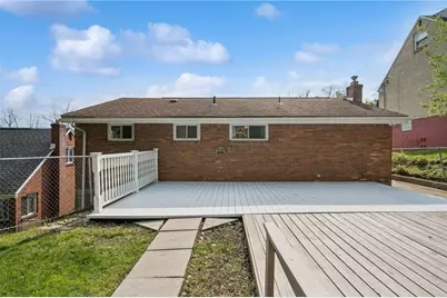 221 Clay Dr, Pittsburgh, PA 15235 - Photo 27