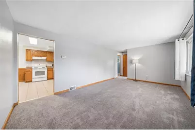 221 Clay Dr, Pittsburgh, PA 15235 - Photo 5