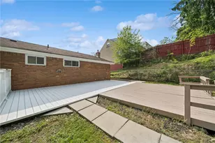 221 Clay Dr, Pittsburgh, PA 15235 - Photo 29
