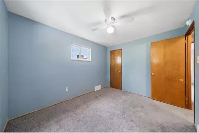 221 Clay Dr, Pittsburgh, PA 15235 - Photo 15