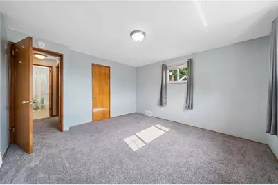 221 Clay Dr, Pittsburgh, PA 15235 - Photo 13