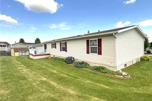 154 Angel Ln, Somerset Township, PA 15501 - Photo 3