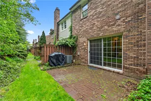 1004 River Oaks Dr, Pittsburgh, PA 15215 - Photo 25