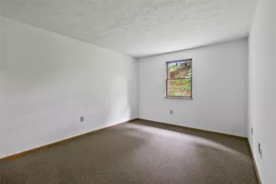 1004 River Oaks Dr, Pittsburgh, PA 15215 - Photo 23