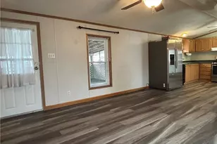 28 Hilltop Dr, Union Township, PA 15332 - Photo 11