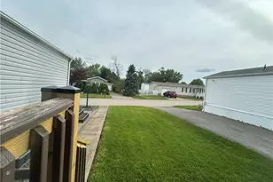 28 Hilltop Dr, Union Township, PA 15332 - Photo 7