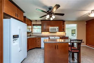 2037 Ridge Rd, Penn Twp, PA 15644 - Photo 7