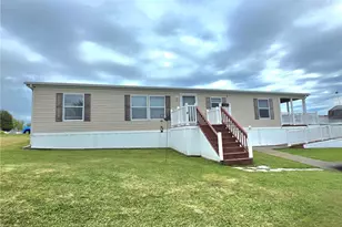 332 Maruca Dr, Mount Pleasant Township, PA 15666 - Photo 1
