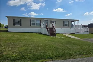 332 Maruca Dr, Mt Pleasant Boro, PA 15666 - Photo 1