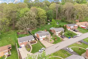 90 Sierra Dr, Pittsburgh, PA 15239 - Photo 9