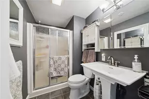 90 Sierra Dr, Pittsburgh, PA 15239 - Photo 25