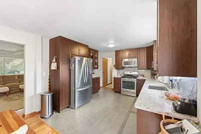 9133 S Irwin Ave, Pittsburgh, PA 15237 - Photo 11
